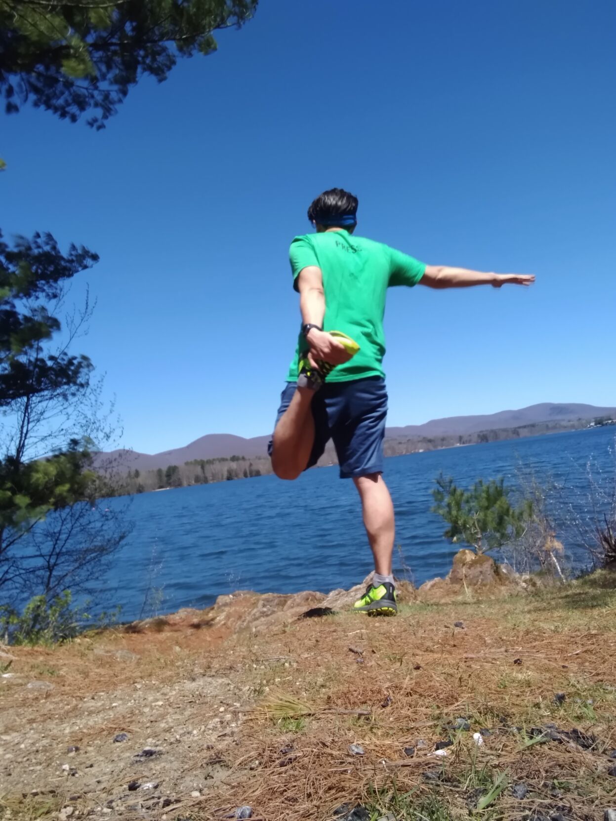 runner stretches at onota lake